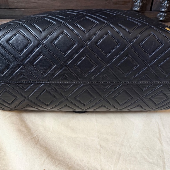 Tory Burch Large Fleming Triple Compartment Tote Black - Picture 3 of 6